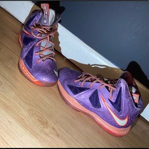 Purple and Pink Lebrun James All-Stars. Size 3.5Y
